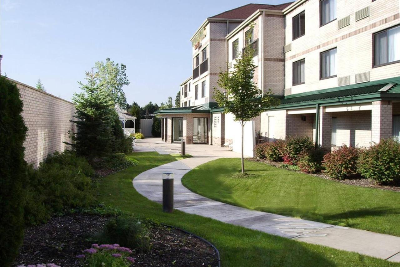 Hotel Courtyard Detroit Brighton Exterior foto